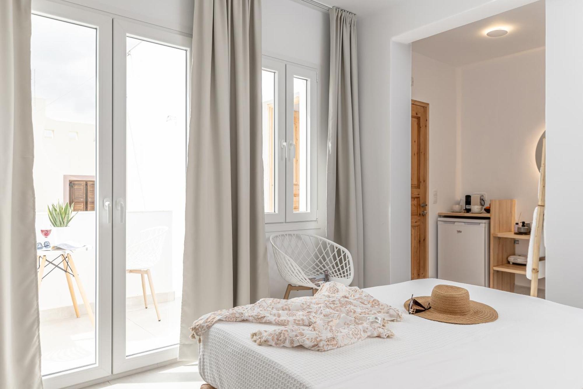 Golden Bird'S Aparthotel Naxos City Ngoại thất bức ảnh