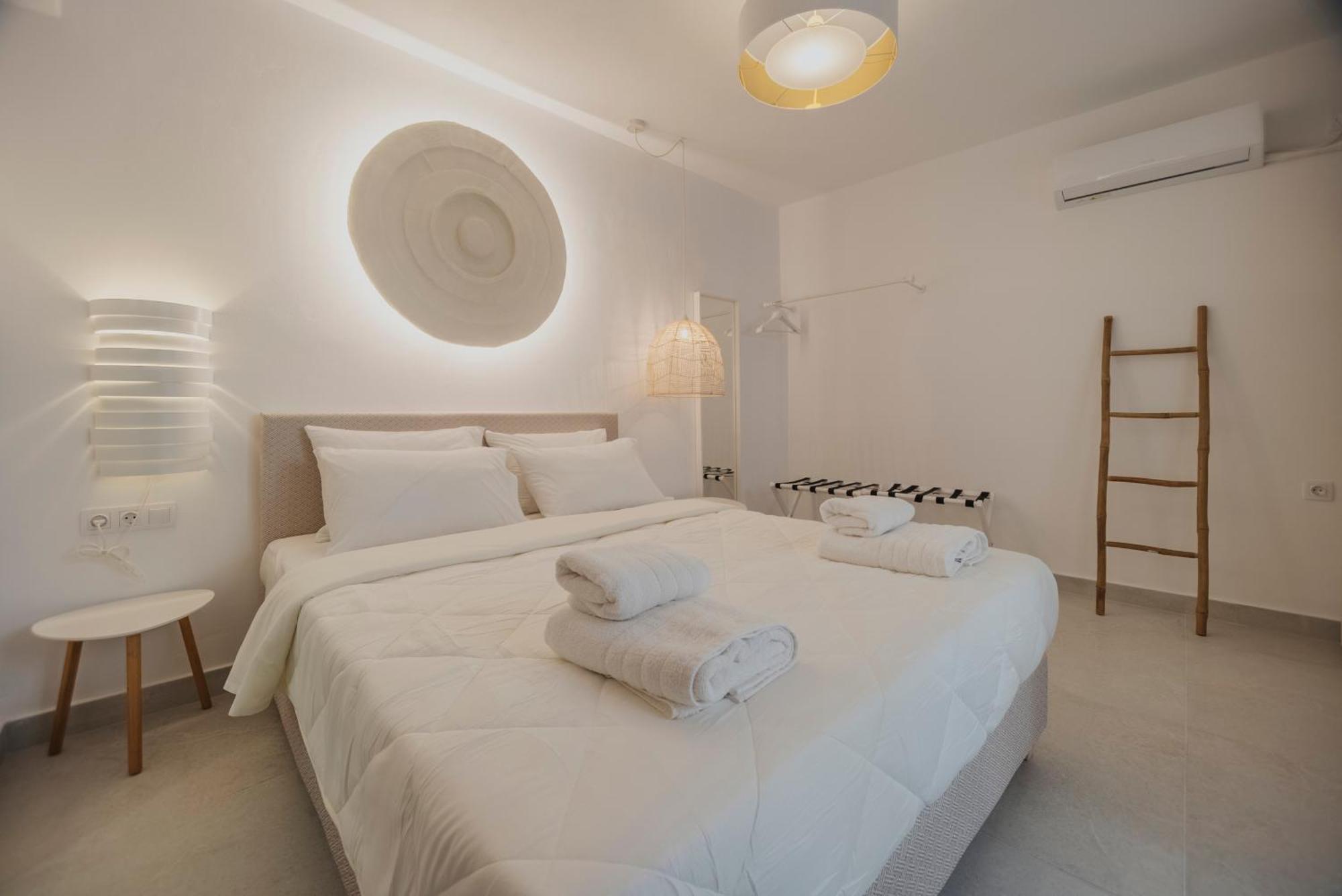 Golden Bird'S Aparthotel Naxos City Ngoại thất bức ảnh
